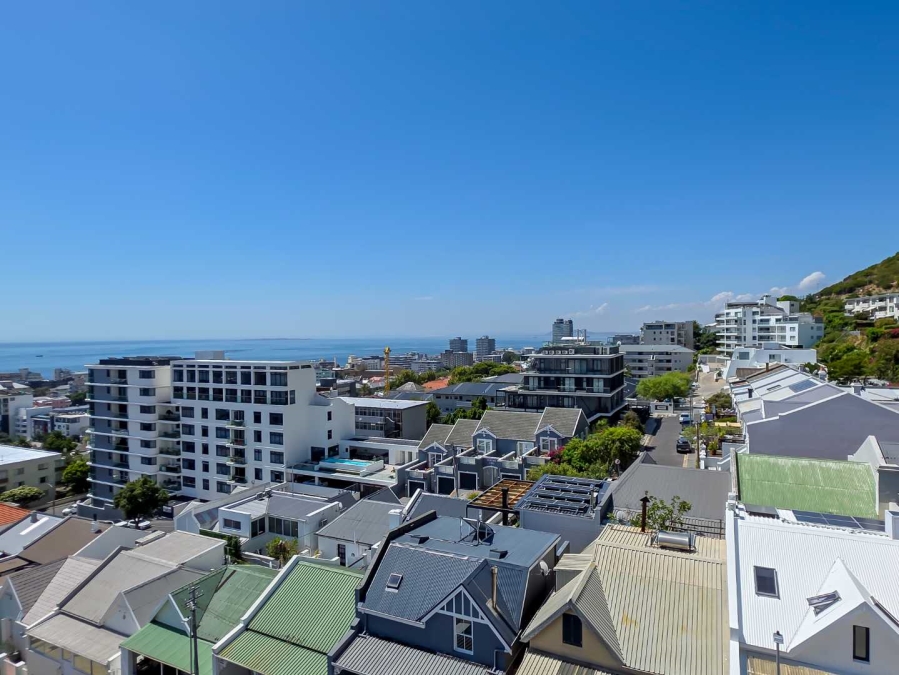 3 Bedroom Property for Sale in Sea Point Western Cape